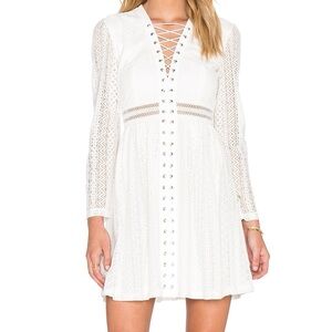 Bardot Gigi Dress in ivory

 mini dress long sleeves